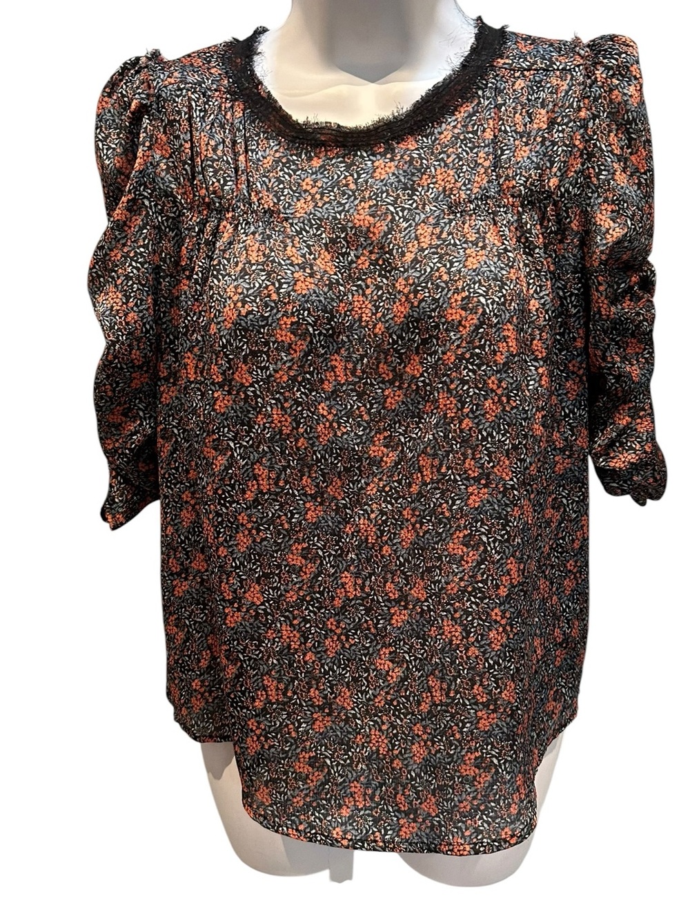 Avec Les Filles Black Floral Top with Rust Accents Puff Sleeves Size Small